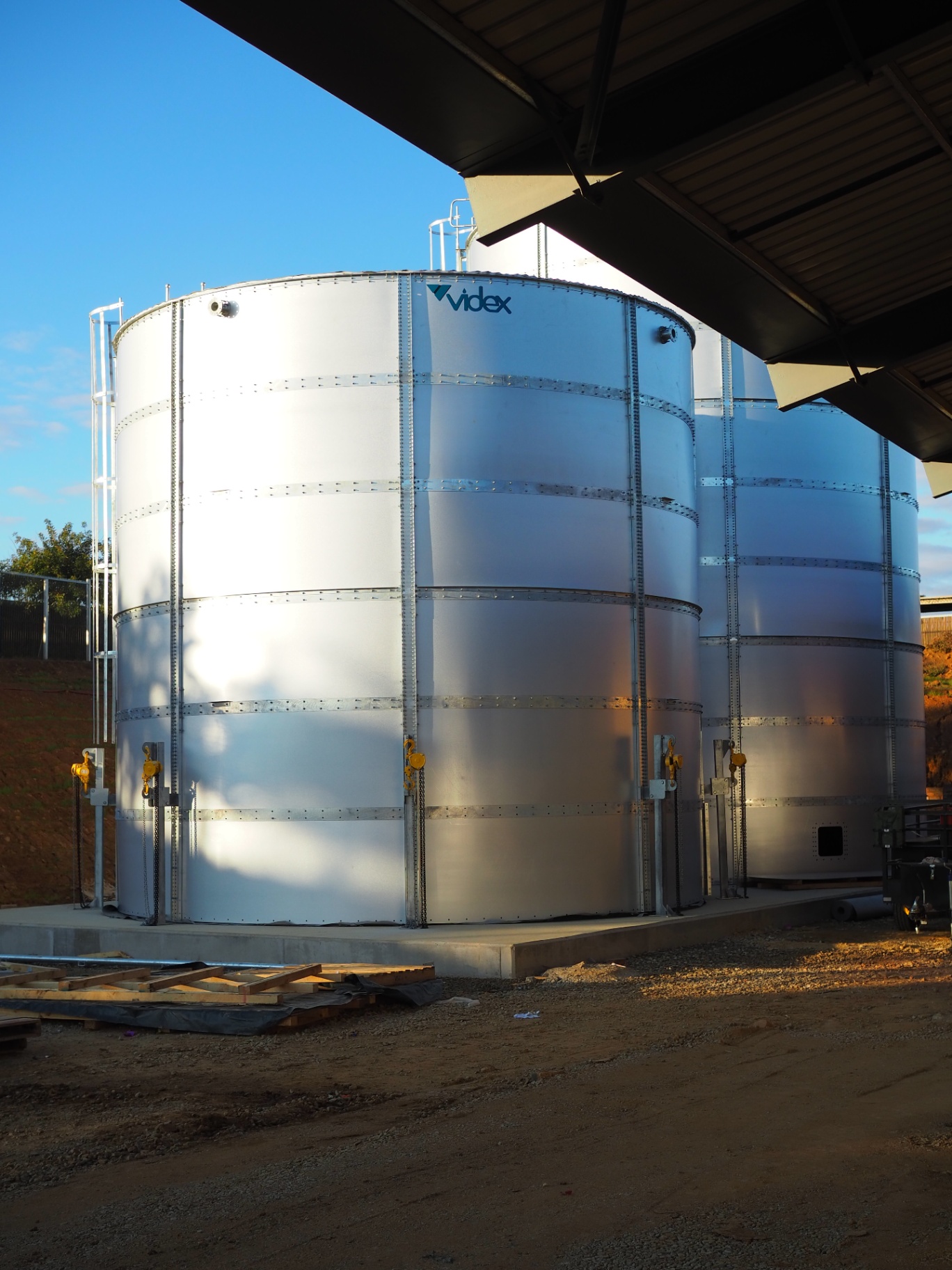 Completed VOX Fire Heidelberg cylindrical steel tank installation